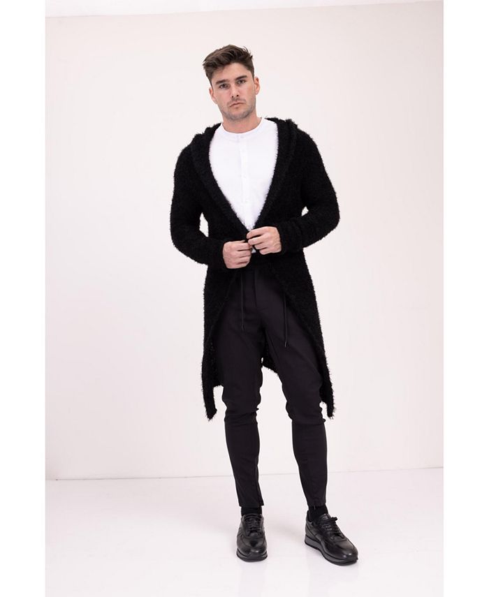 Long cardigan have become a versatile and fashionable wardrobe staple for men, offering both comfort and style.