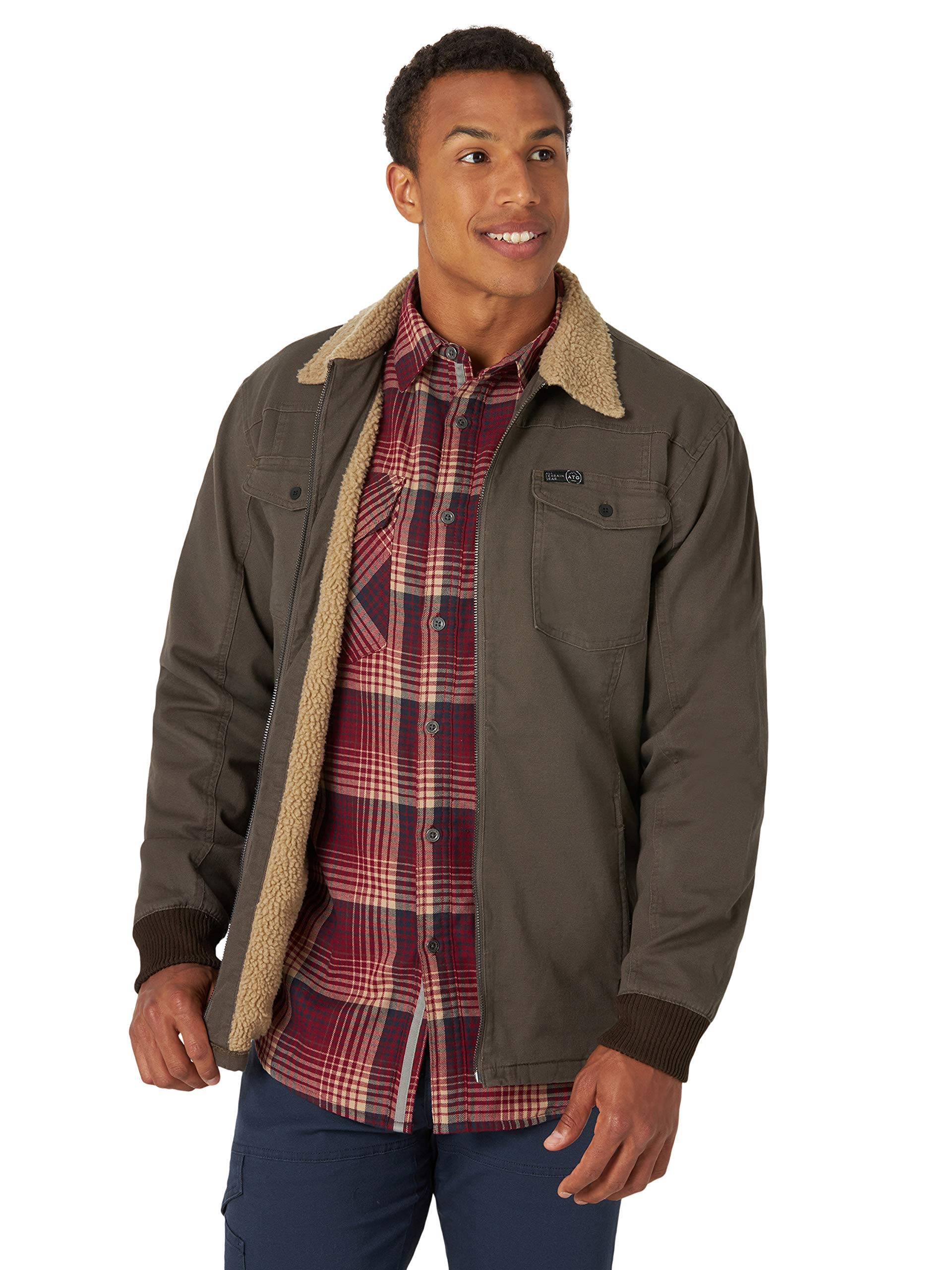 Sherpa lined jacket men's have become a popular choice for individuals seeking both style and functionality in their outerwear.