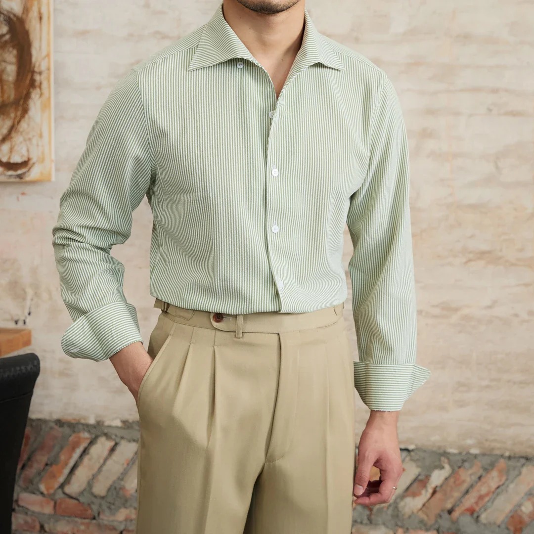 men green shirt outfit