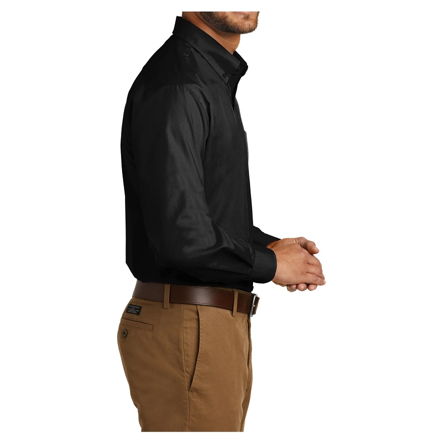 wear a black shirt with brown pants